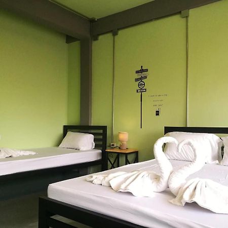 Samsen 8 Hostel 曼谷 外观 照片