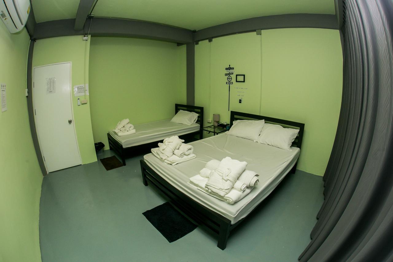 Samsen 8 Hostel 曼谷 外观 照片