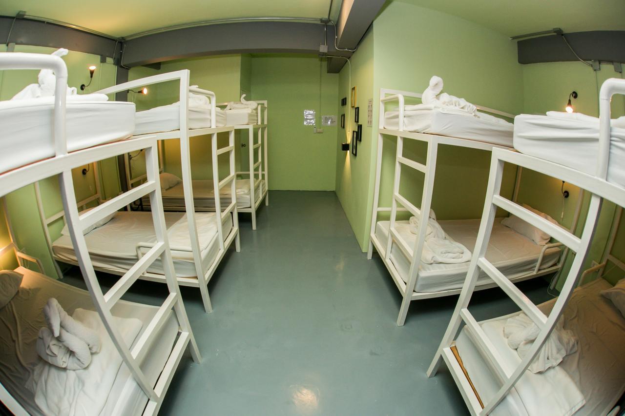 Samsen 8 Hostel 曼谷 外观 照片