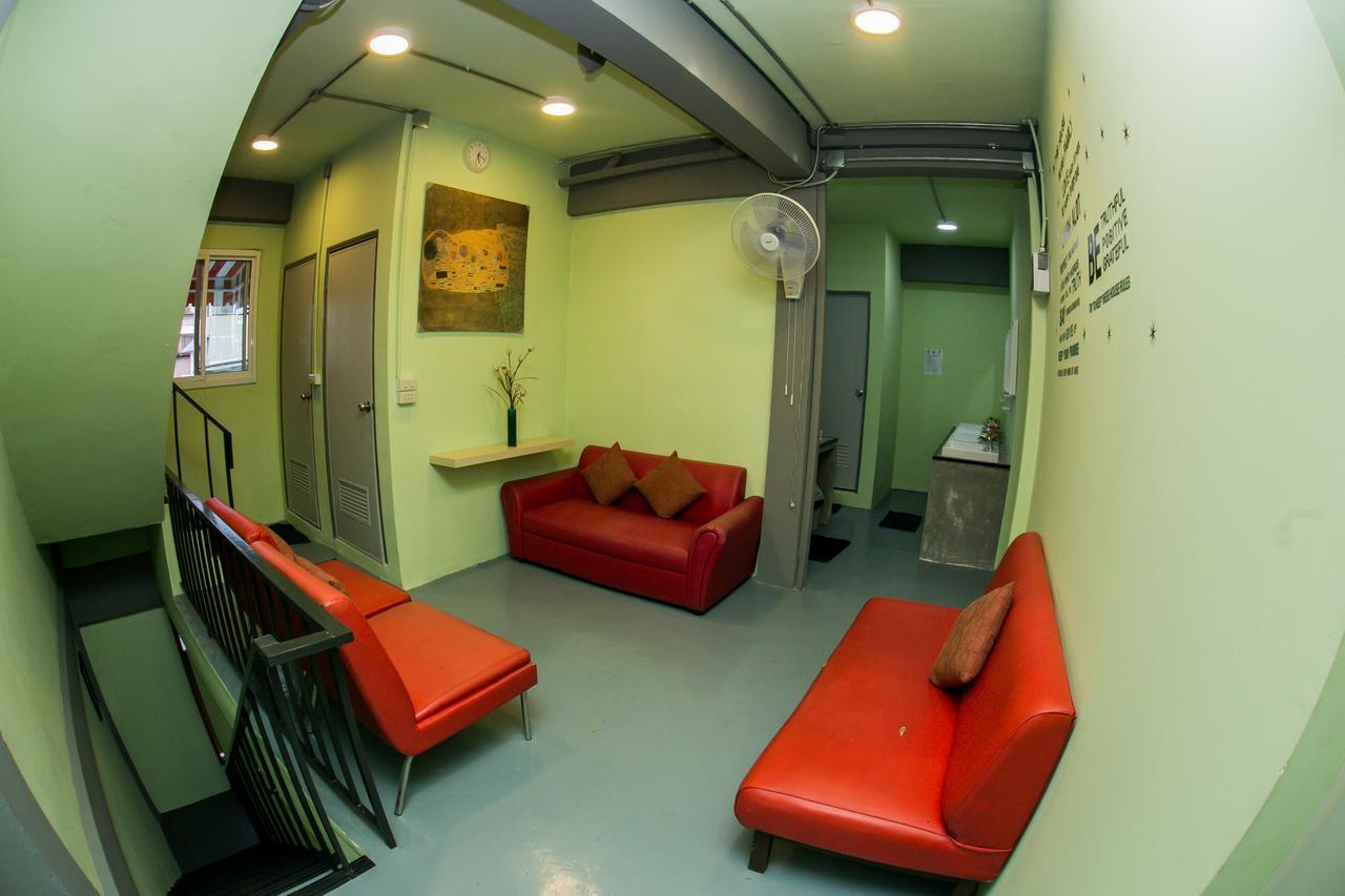 Samsen 8 Hostel 曼谷 外观 照片