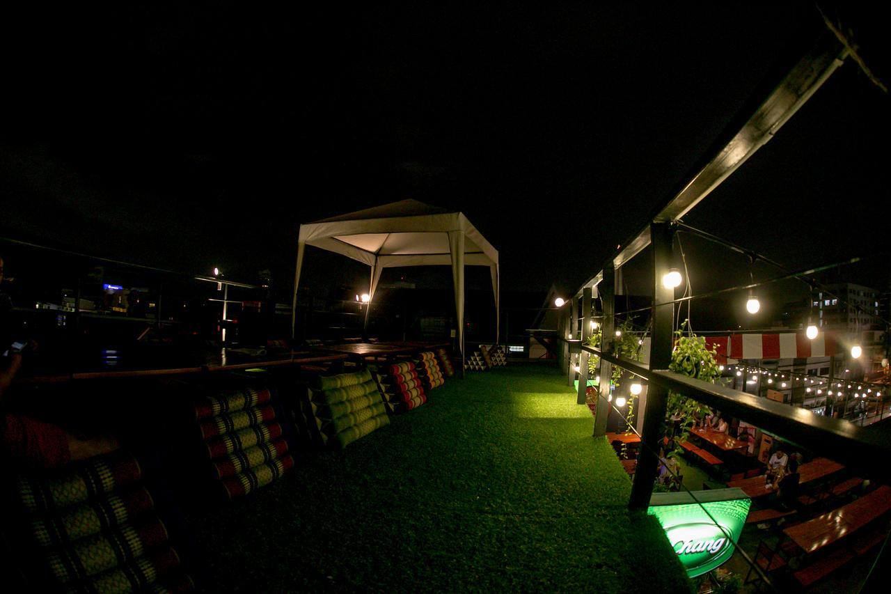 Samsen 8 Hostel 曼谷 外观 照片